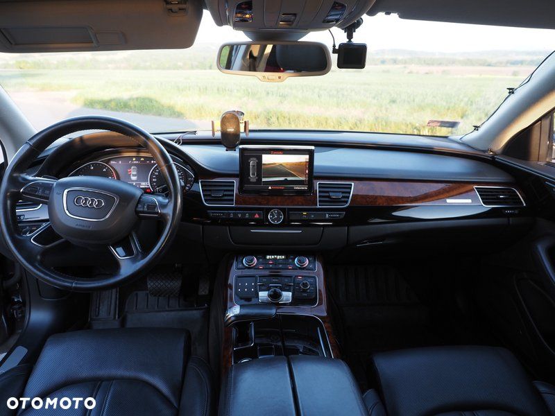 Audi A8 4.2 TDI Quattro - 12