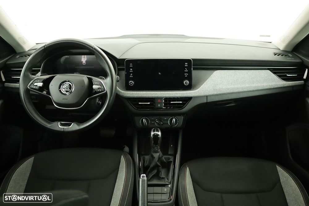 Skoda Kamiq 1.0 TSI DSG - 8