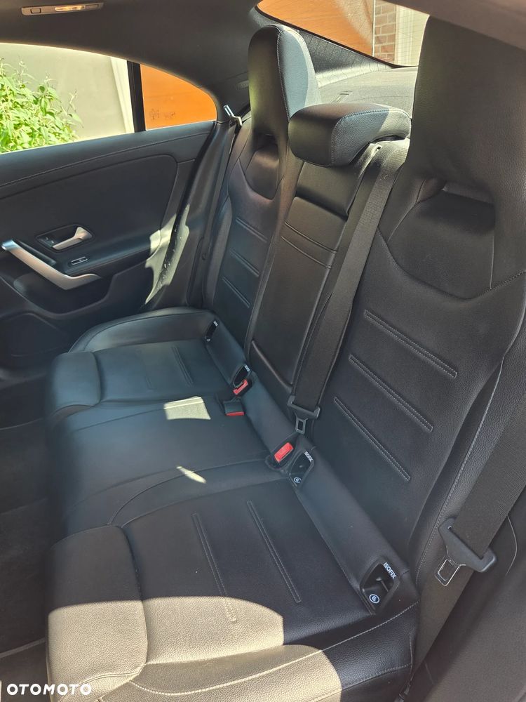 Mercedes-Benz CLA 250 Progressive 7G-DCT - 27