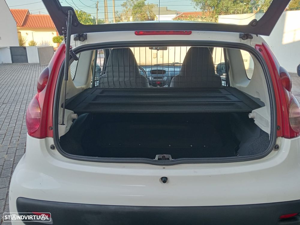 Peugeot 107 1.4 HDi Trendy - 8