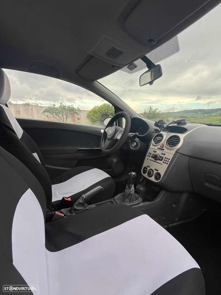 Opel Corsa 1.3 CDTi - 10