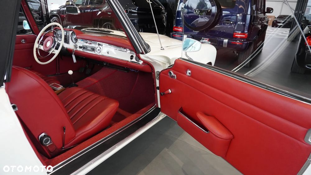 Mercedes-Benz SL - 8