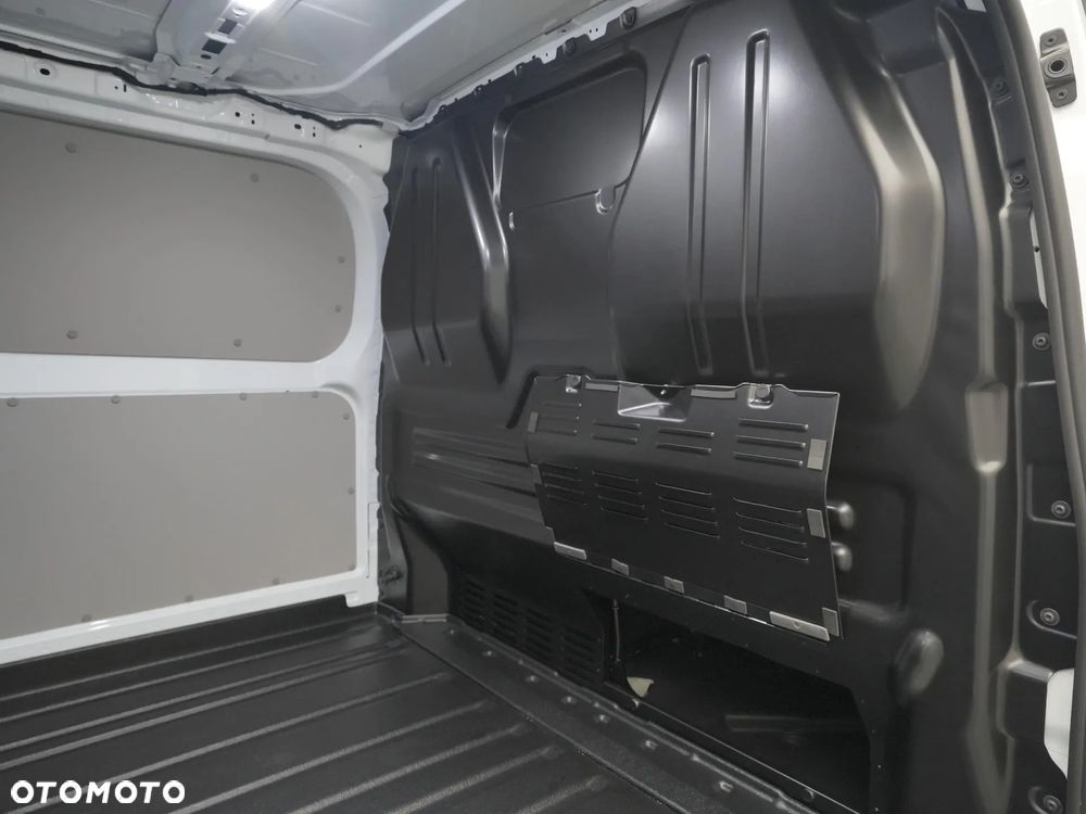 Ford E-Transit Custom Van L2 136KM Trend - 13