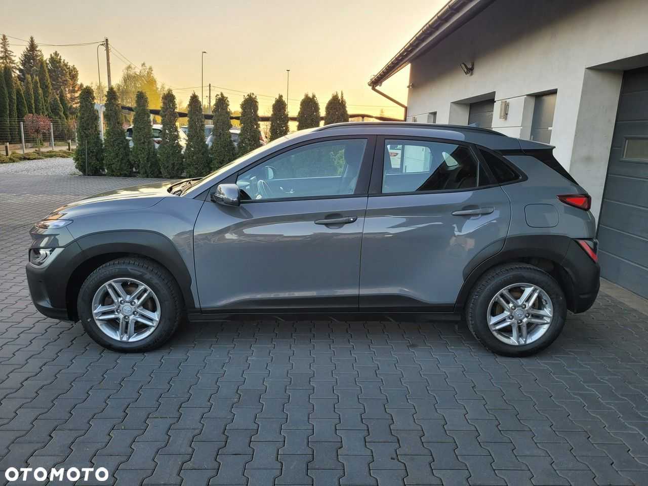 Hyundai Kona - 4