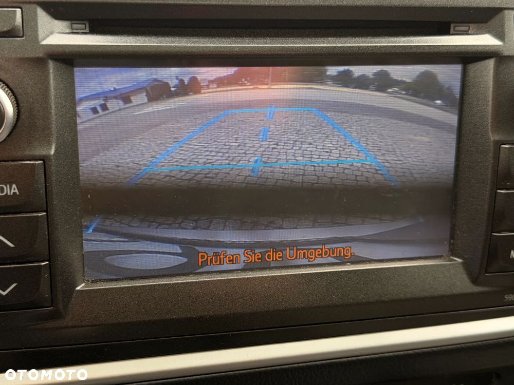 Toyota Auris 1.6 Prestige - 11