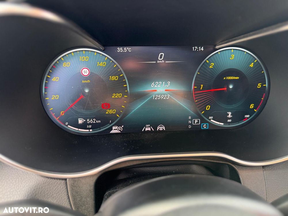Mercedes-Benz GLC 300 d 4MATIC - 13
