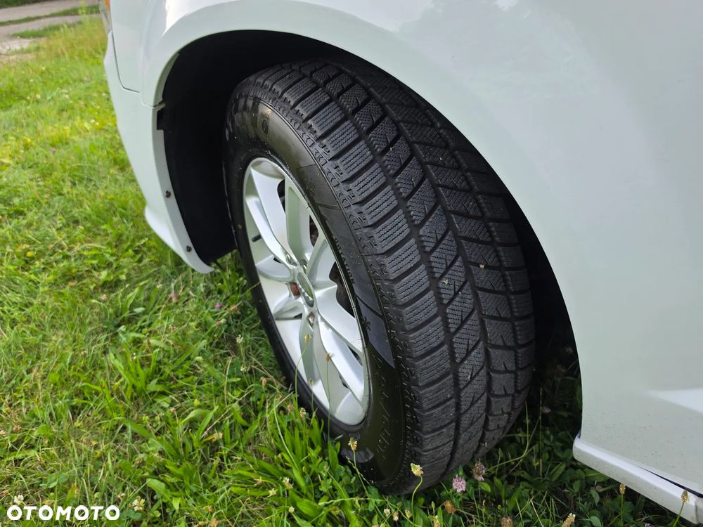 Dodge Grand Caravan - 35