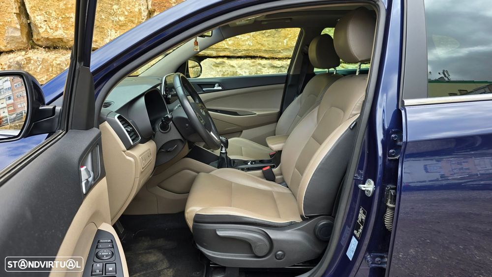 Hyundai Tucson 1.6 CRDi Premium+Pack Pele - 43