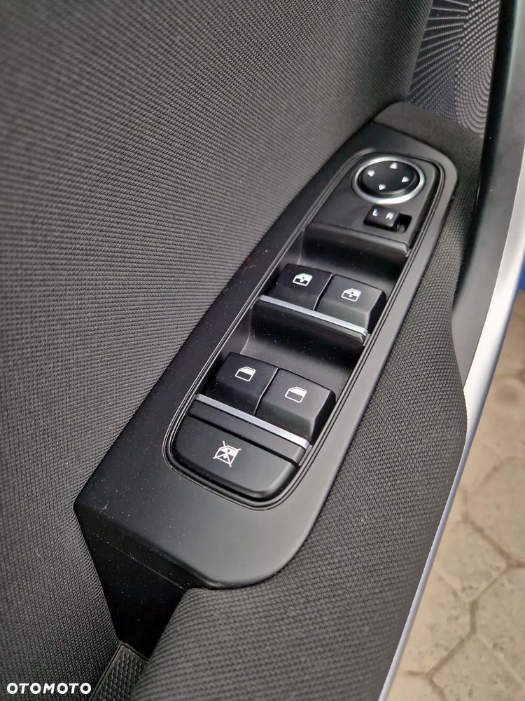 Kia Ceed 1.5 T-GDI M - 11