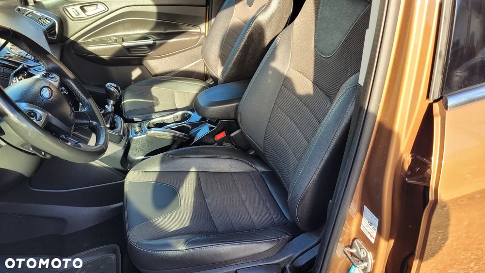 Ford Kuga 2.0 TDCi 4x4 SYNC - 12