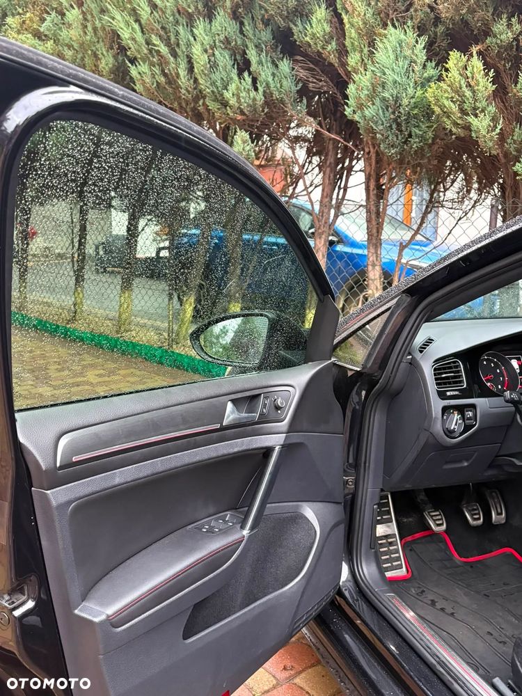 Volkswagen Golf GTI (BlueMotion Technology) Performance - 26