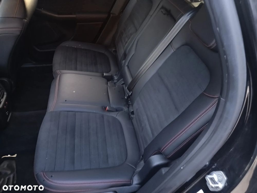 Ford Kuga 2.0 EcoBlue Hybrid ST-LINE X - 16