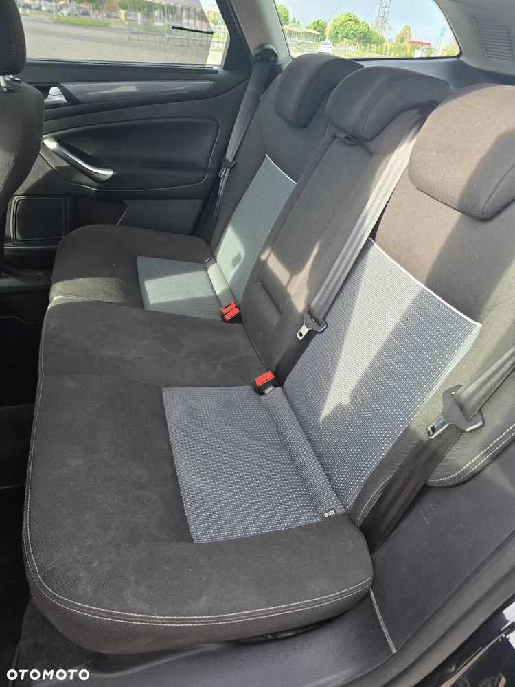 Ford Mondeo 2.0 TDCi Titanium - 13