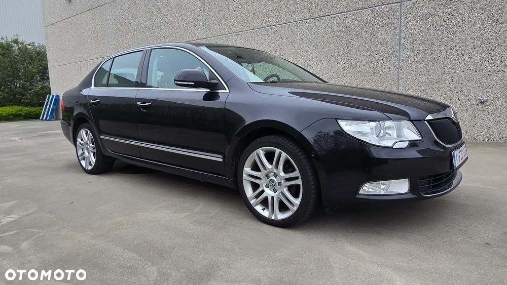 Skoda Superb 1.6 TDI Exclusive - 1