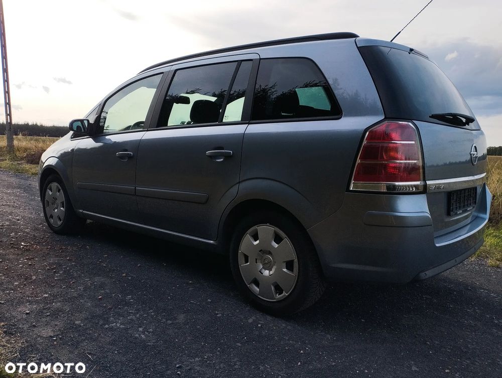Opel Zafira - 3