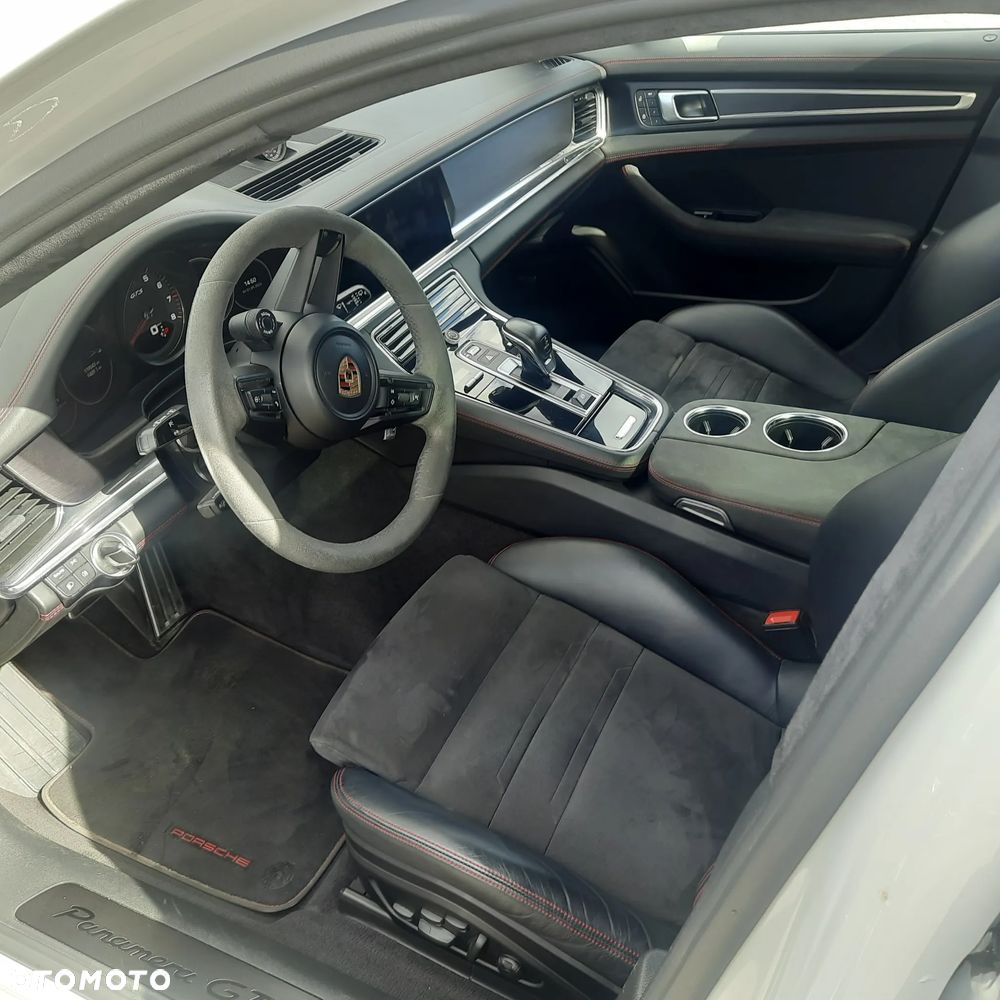 Porsche Panamera GTS - 3