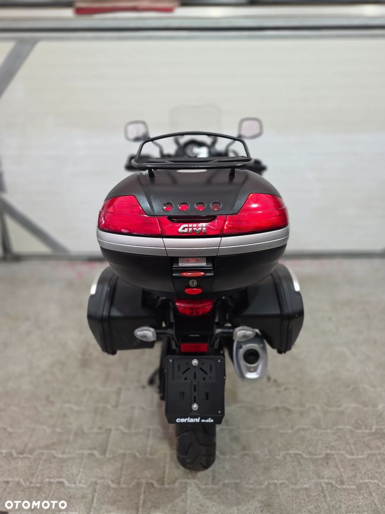 Suzuki DL - 27