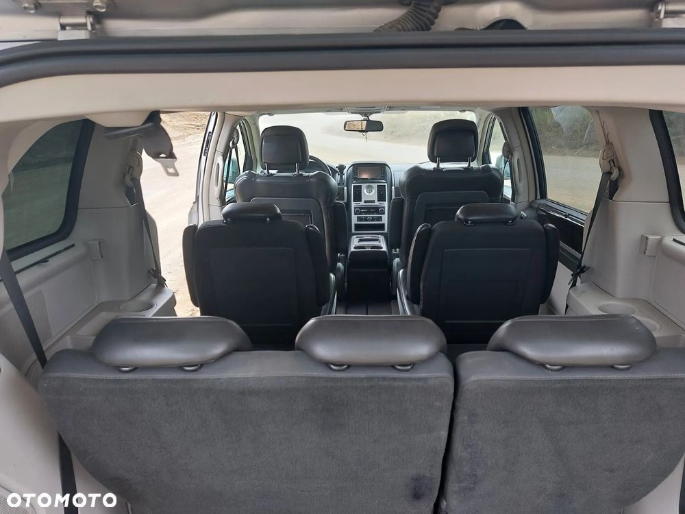 Chrysler Grand Voyager 2.8 CRD Limited - 11