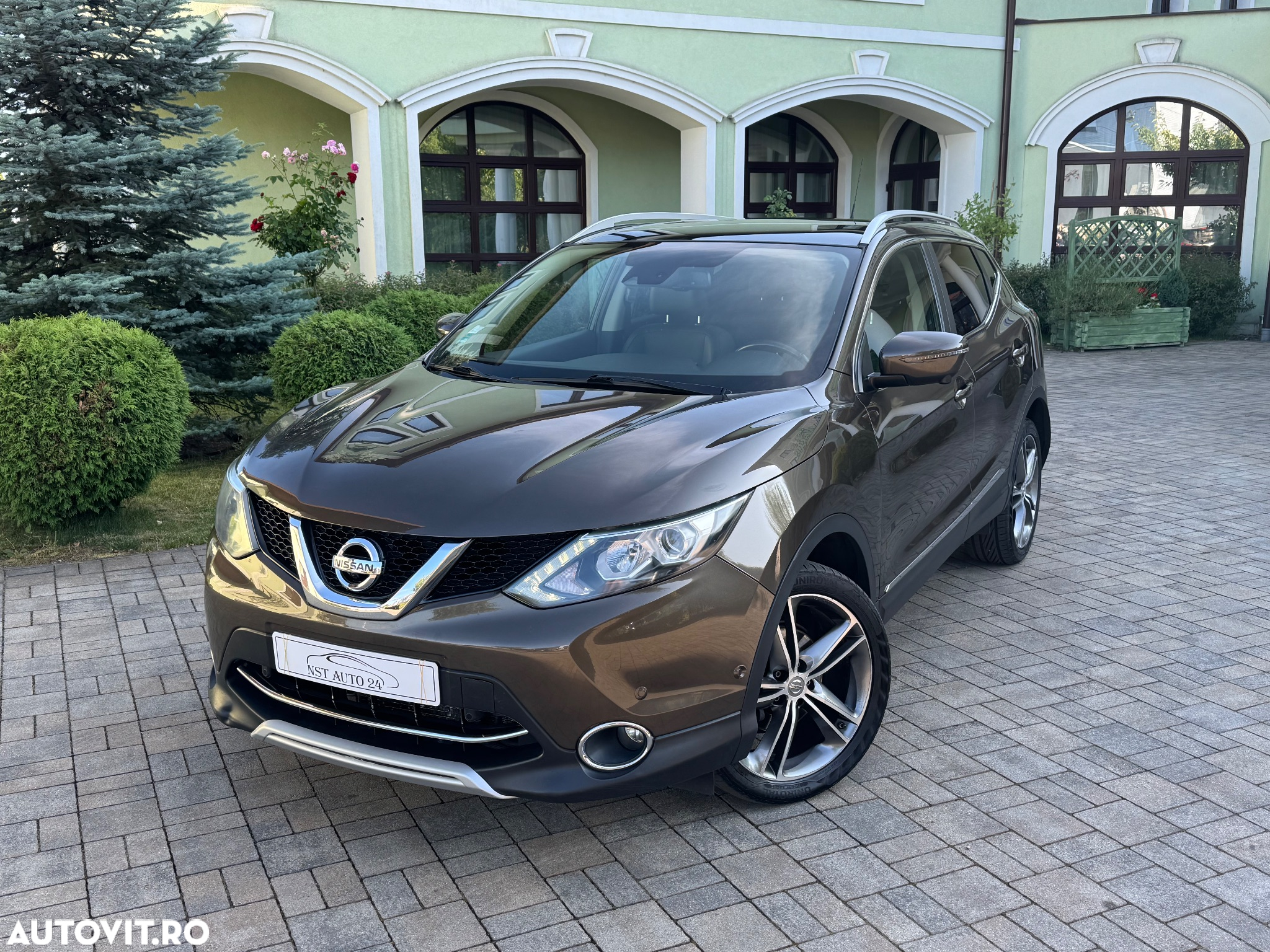 Nissan Qashqai 1.6 DCI Start/Stop X-TRONIC Tekna - 37