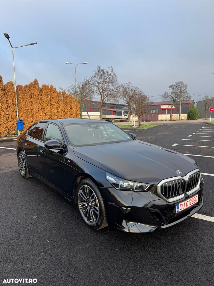 BMW Seria 5 520i Aut. - 1