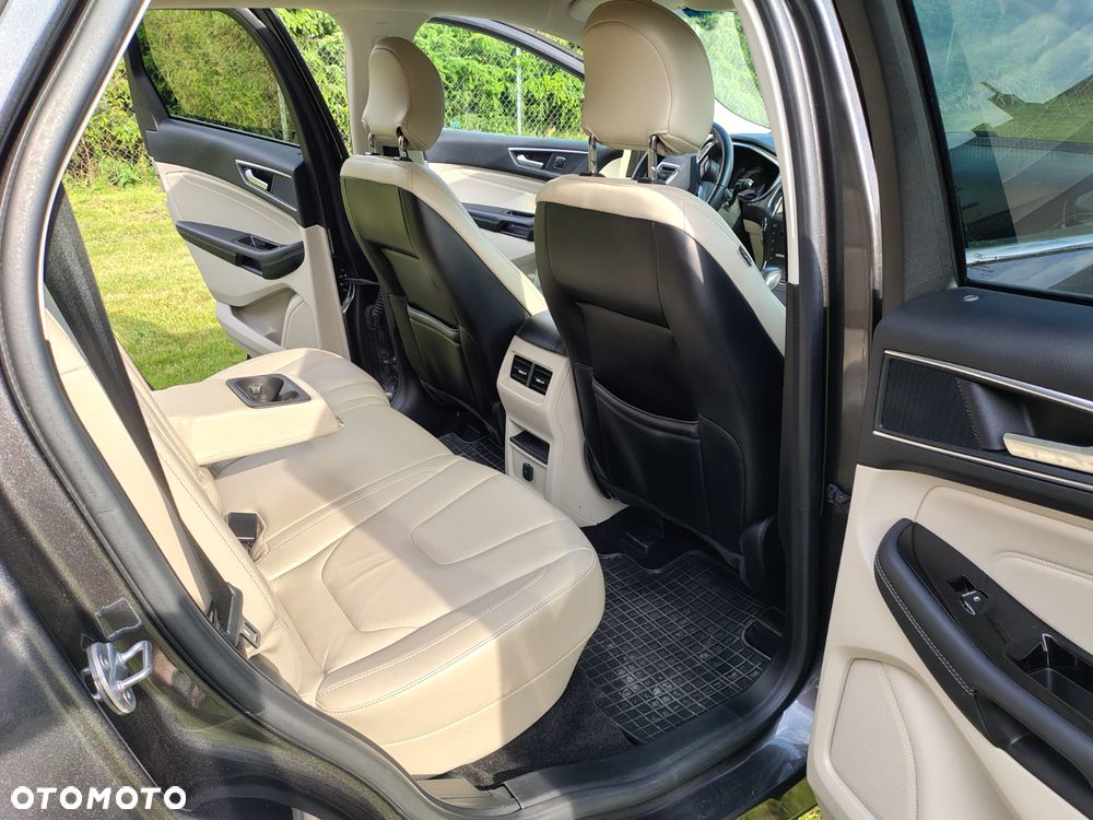 Ford Edge - 10