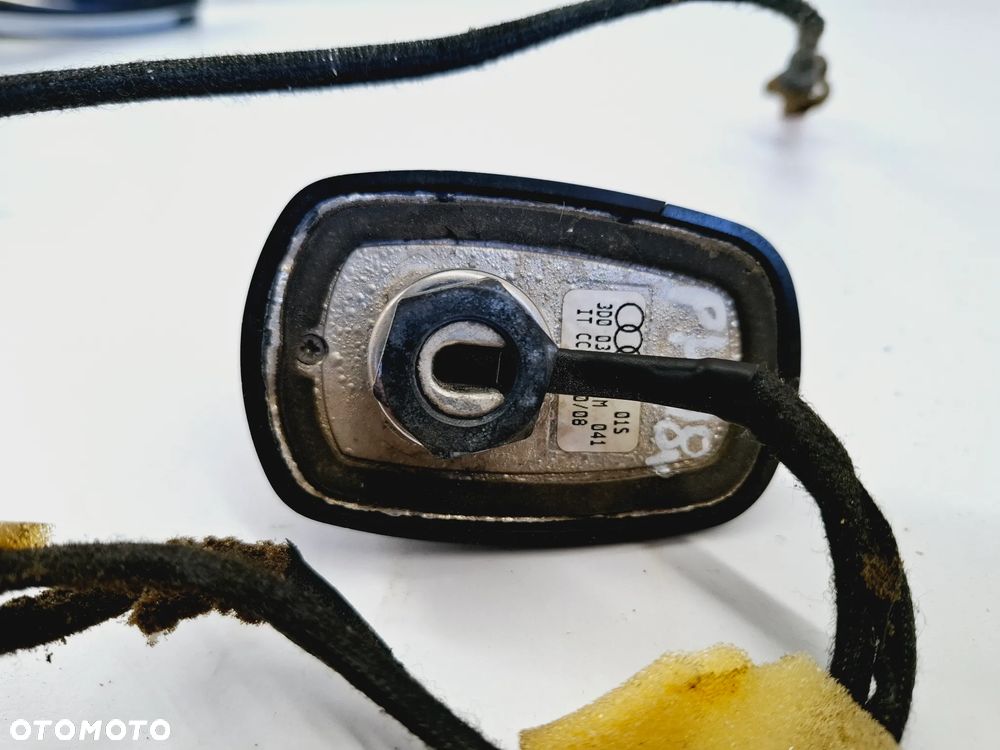 Antena GPS Dachowa Rekin VW Phaeton 3D0035507M - 9