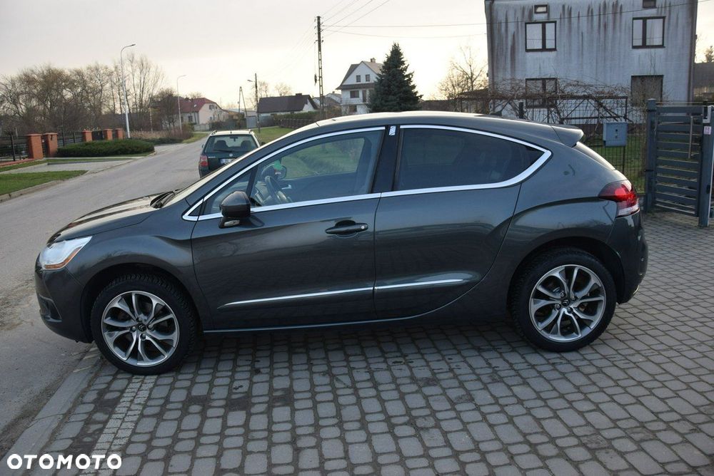 Citroën DS4 1.6 THP SoChic - 17