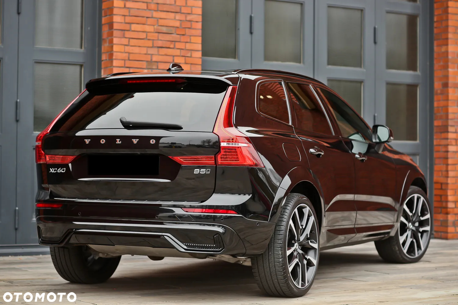 Volvo XC 60 B5 B AWD Geartronic RDesign - 15