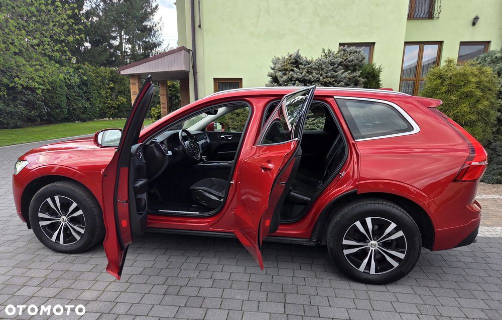 Volvo XC 60 D4 Momentum Pro - 14