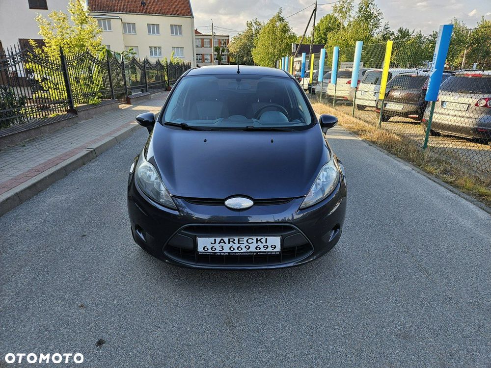 Ford Fiesta - 2