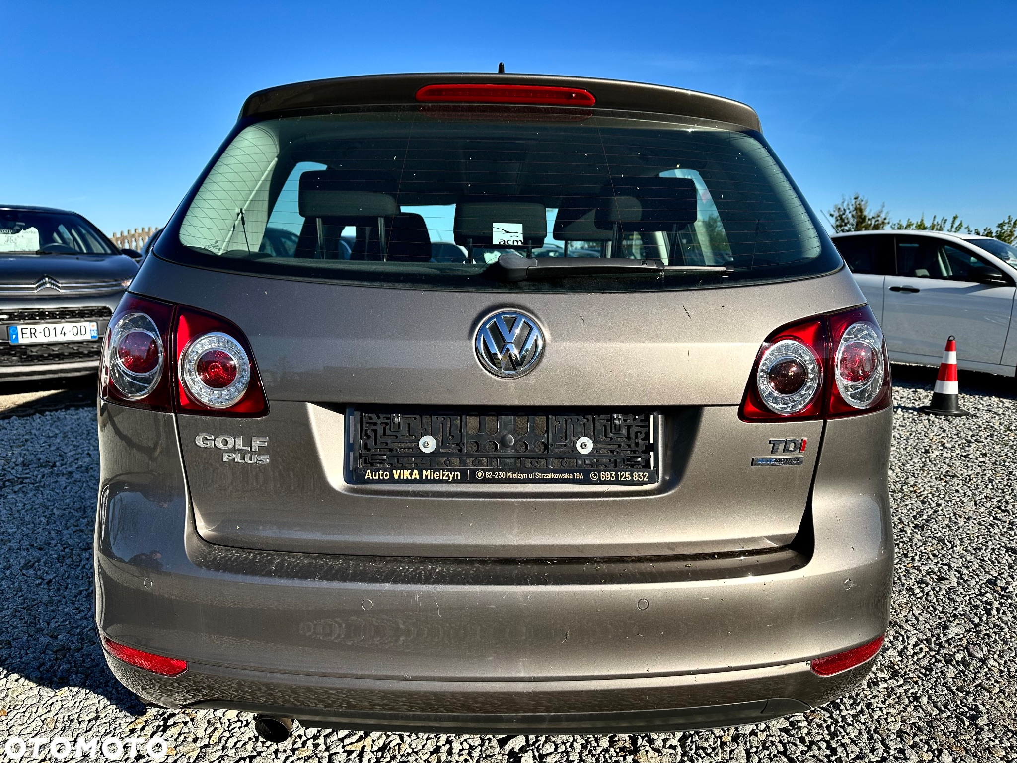 Volkswagen Golf Plus 1.6 TDI Comfortline - 5