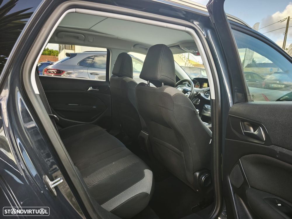 Peugeot 308 SW BlueHDi 120 Stop & Start Style - 15