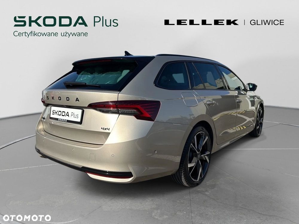 Skoda Octavia 2.0 TSI Sportline 4x4 DSG - 8