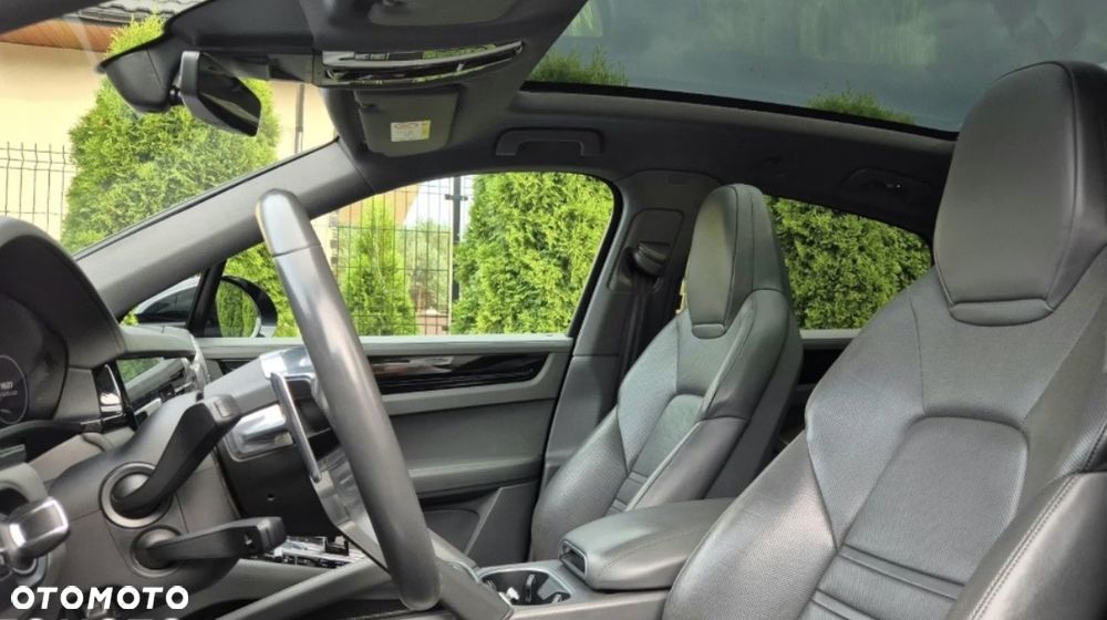 Porsche Cayenne E-Hybrid - 21
