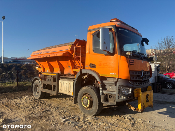 Mercedes-Benz AROCS 1824 4X4 Piaskarka Solarka econ pług