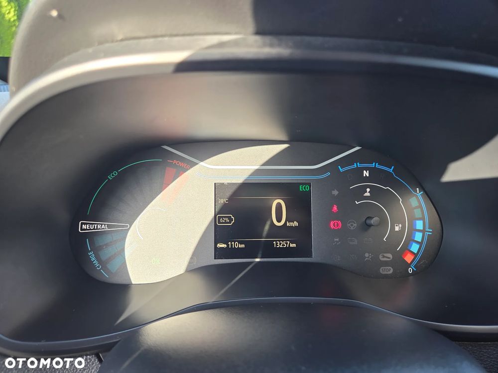 Dacia Spring 27.4kWh Business - 16