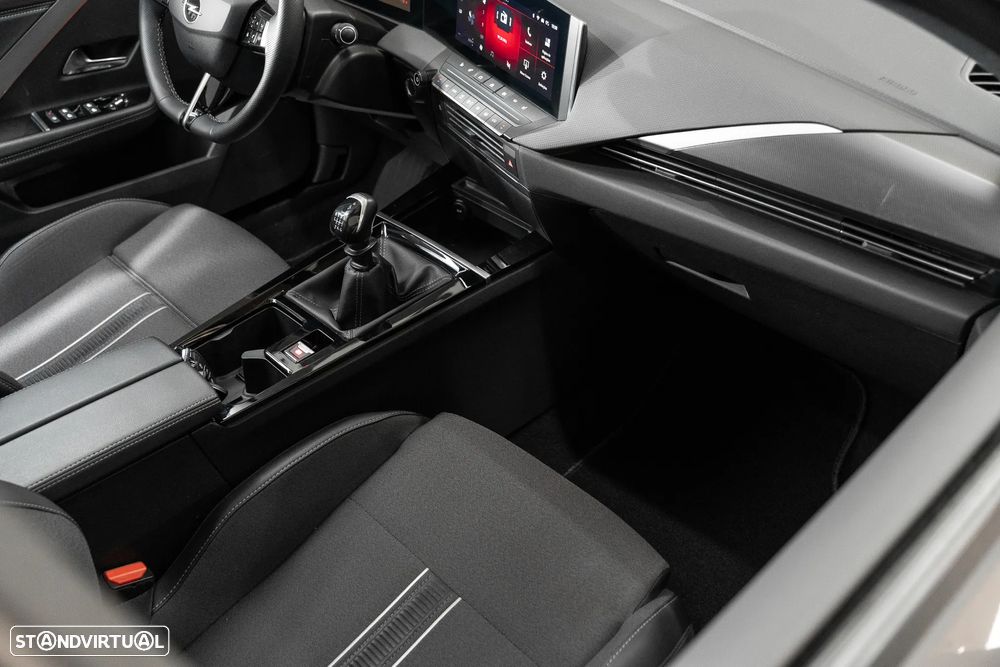 Opel Astra Sports Tourer 1.2 T Elegance - 21