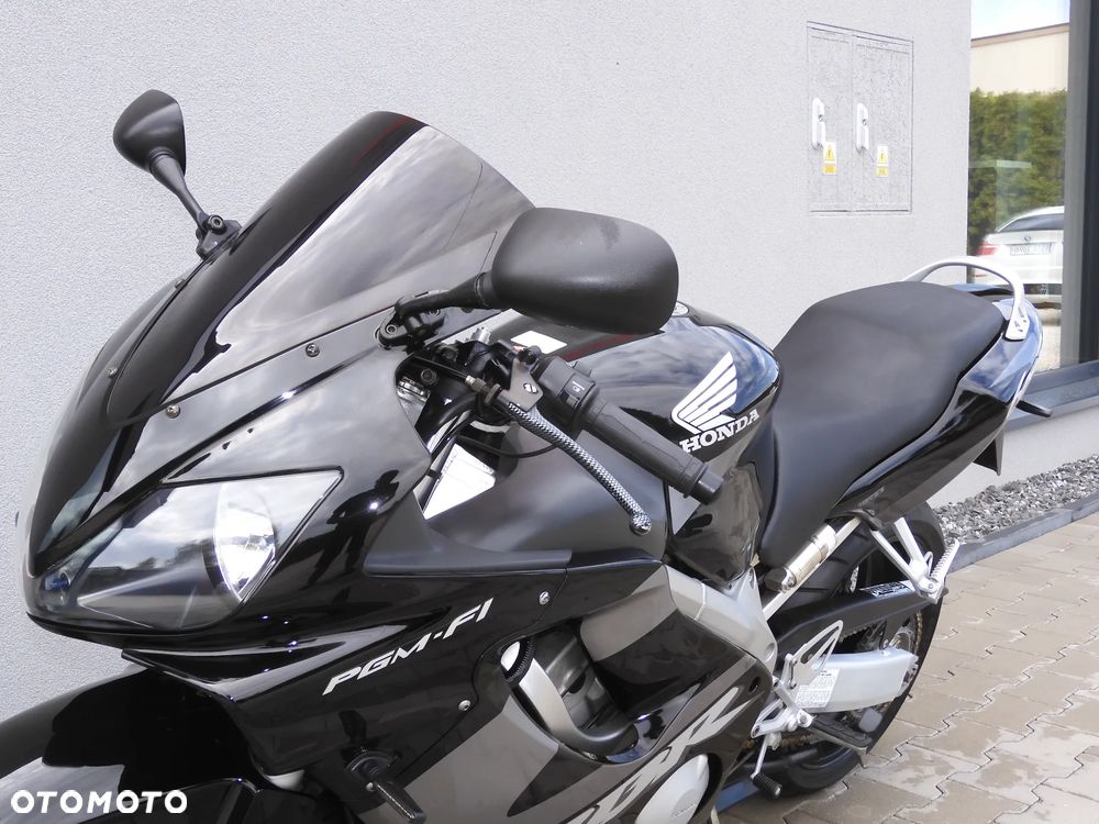 Honda CBR - 21