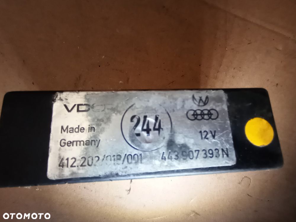 Przekaźnik moduł biegu jałowego VW Golf II 2 443907393N - 4