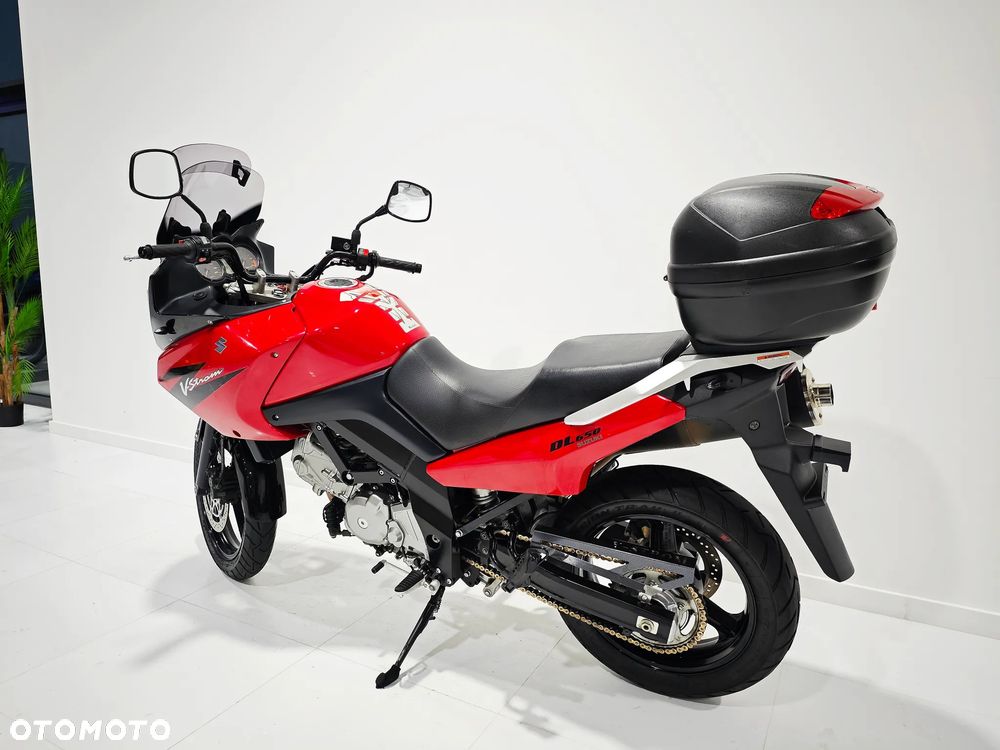 Suzuki V-STROM - 16