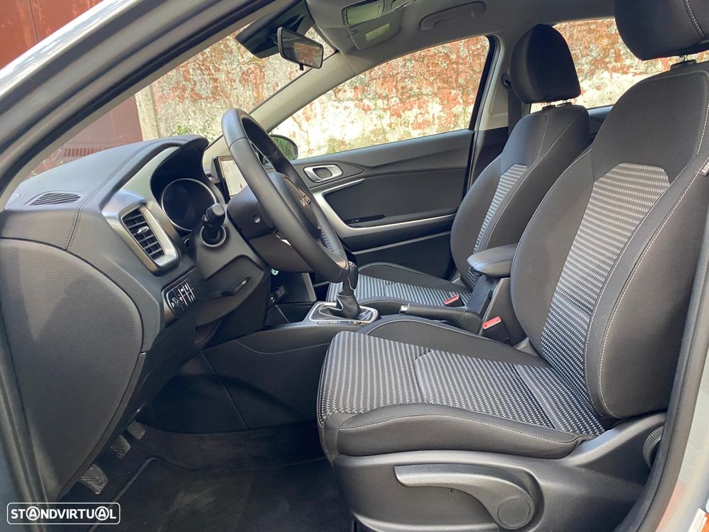Kia XCeed 1.0 T-GDI Dynamic - 9