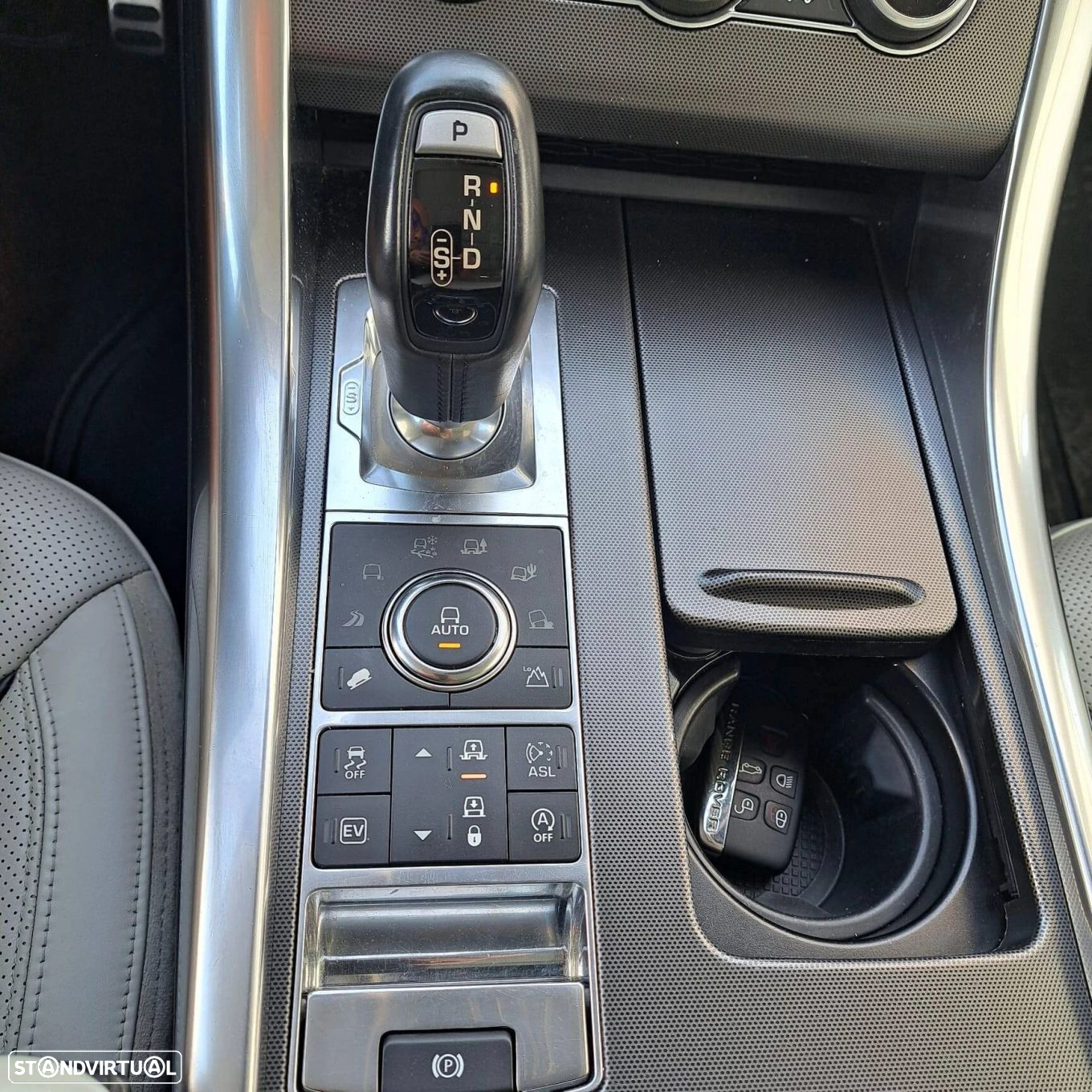 Land Rover Discovery Sport - 46