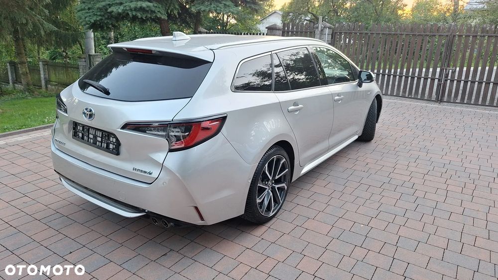 Toyota Corolla 2.0 Lounge - 12