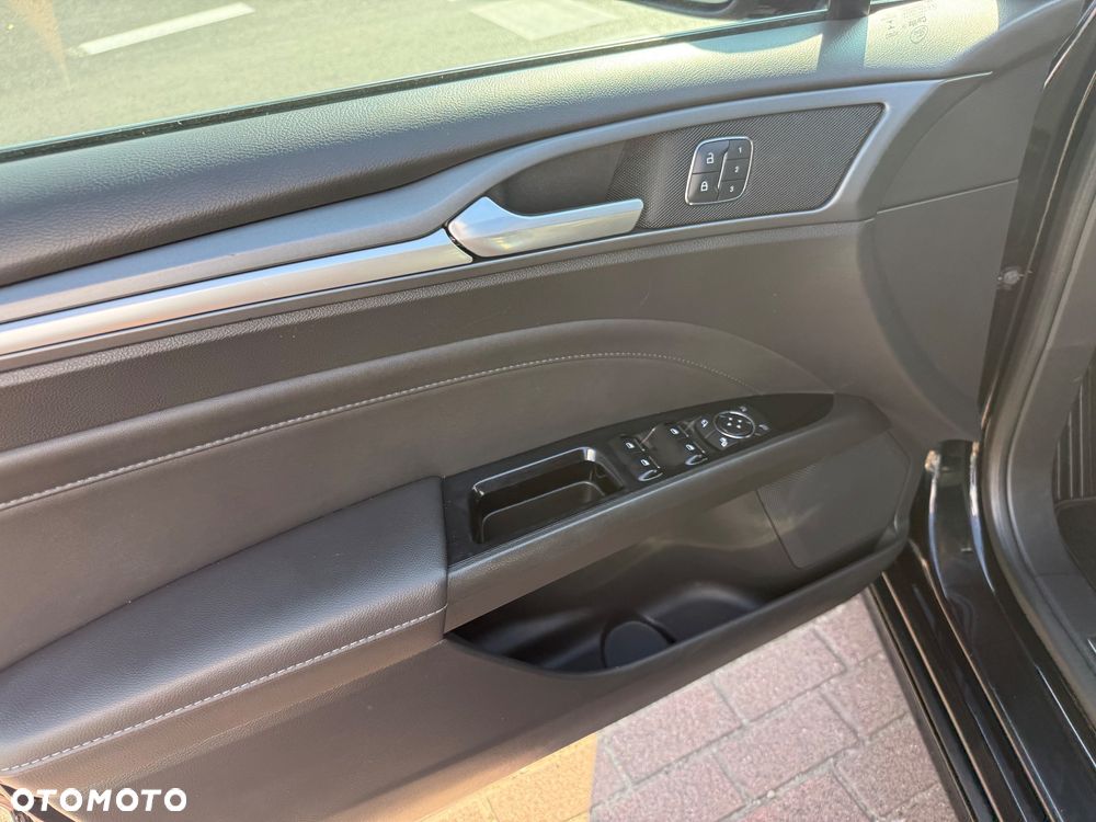 Ford Mondeo 2.0 TDCi Bi-Turbo PowerShift-Aut Titanium - 17
