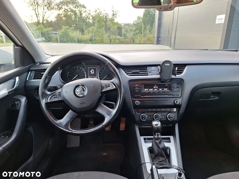 Skoda Octavia 1.6 TDI Active - 8