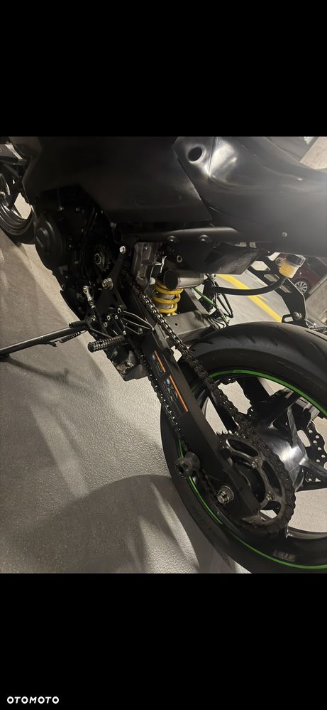 Kawasaki Ninja 400 - 8