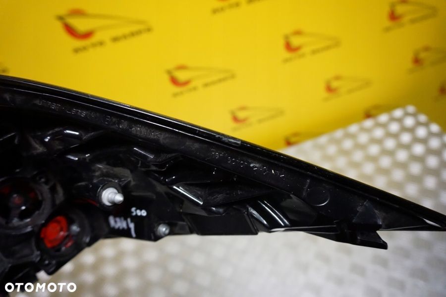 TOYOTA RAV4 2019 - 2024 LAMPA TYŁ LEWA TYLNA LED USA - 13