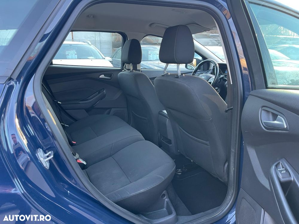 Ford Focus 1.6 TI-VCT Powershift Trend - 7