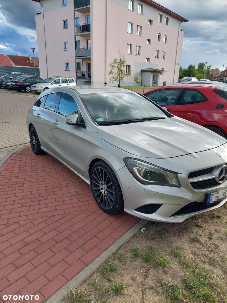 Mercedes-Benz CLA 200 - 2