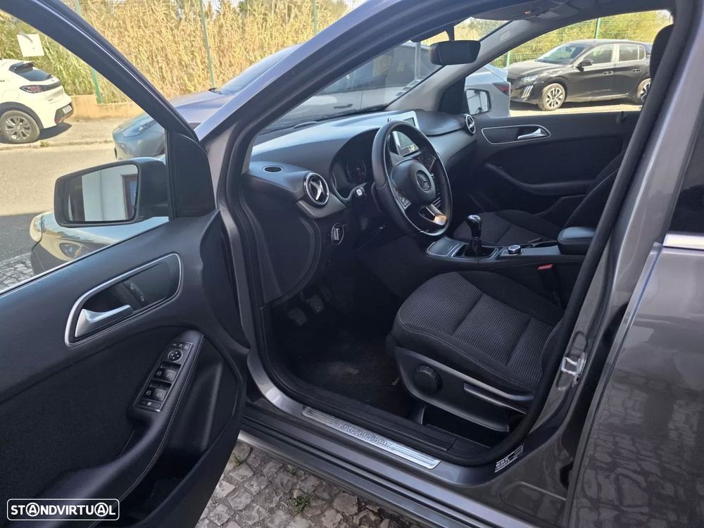 Mercedes-Benz B 180 CDi BlueEfficiency - 8